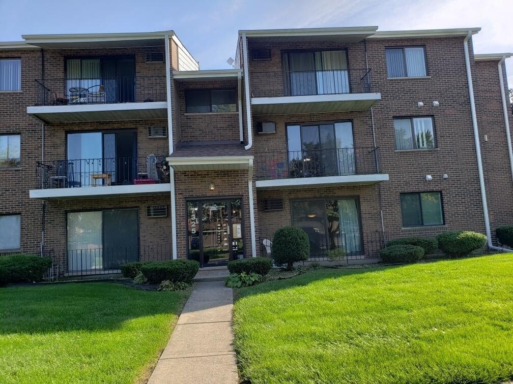 7325 Tiffany Dr Unit 1D, Orland Park, IL 60462 Condo for Rent in Orland Park, IL