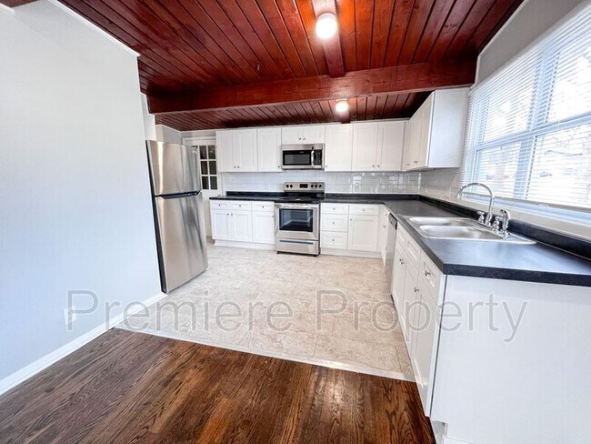 Foto del edificio - 12507 E 46th Terrace S