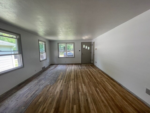 Foto del edificio - 2229 Parkview Pl
