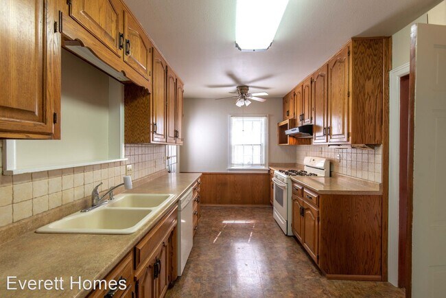 Building Photo - 3 br, 2 bath House - 509 E Bennett St