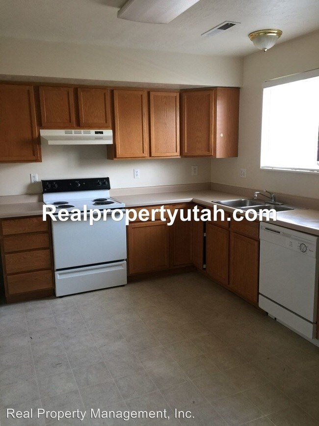 1100 E 1525 S Unit 101 106, Clearfield, UT 84015 Condo for Rent in