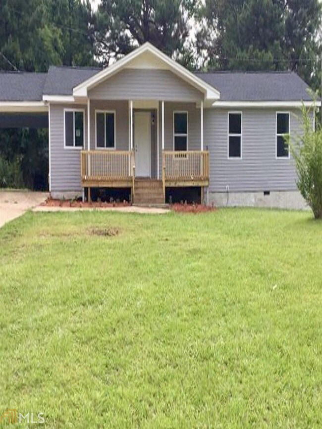 Building Photo - 611 Towns Rd