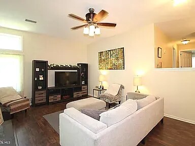 Building Photo - 4807 Claremont Ct