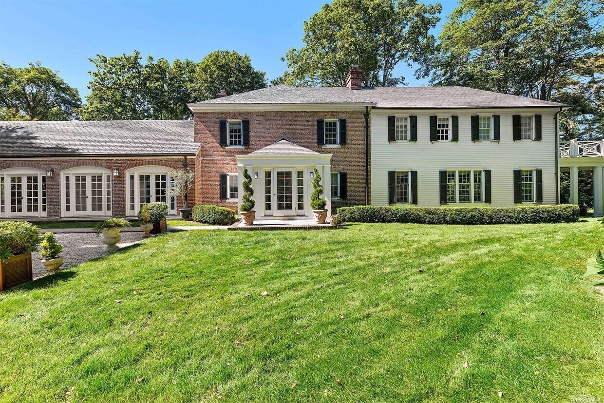 Foto principal - 191 Rose Hill Rd