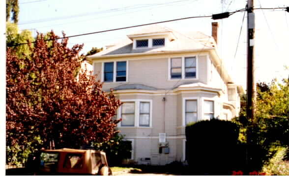 Building Photo - 2535 Hillegass Ave