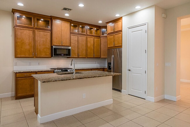 Photo - 15323 Goldfinch Cir House