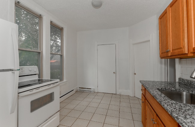 Building Photo - 1288 W 83rd St