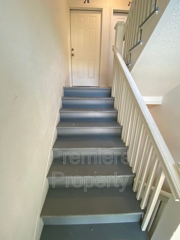 Foto del edificio - 3319 E 30th St