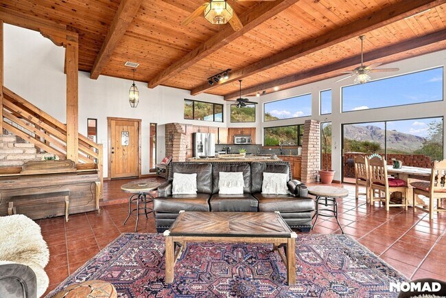 Foto del edificio - 5007 Tierra Blanca Rd
