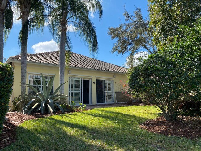 Foto del edificio - 12021 Jewel Fish Ln