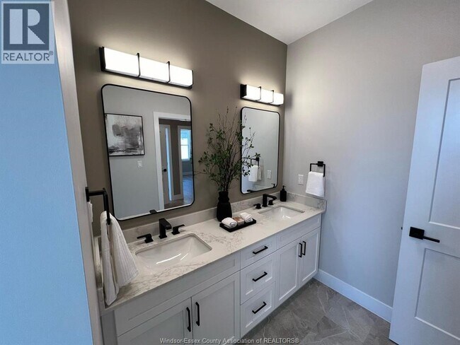 Photo du bâtiment - 2380 Dominion Blvd