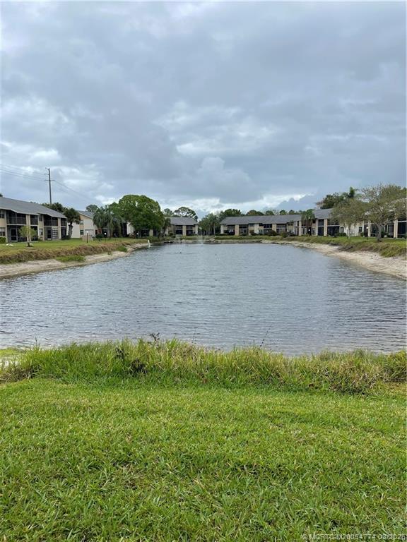 Foto del edificio - 3181 SE Aster Ln