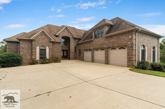 Building Photo - South AVL - Grand Residence in The Cotswol...