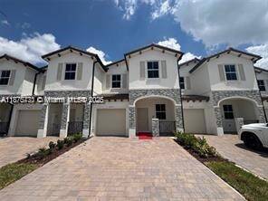 Foto principal - 2516 SE 27th Dr