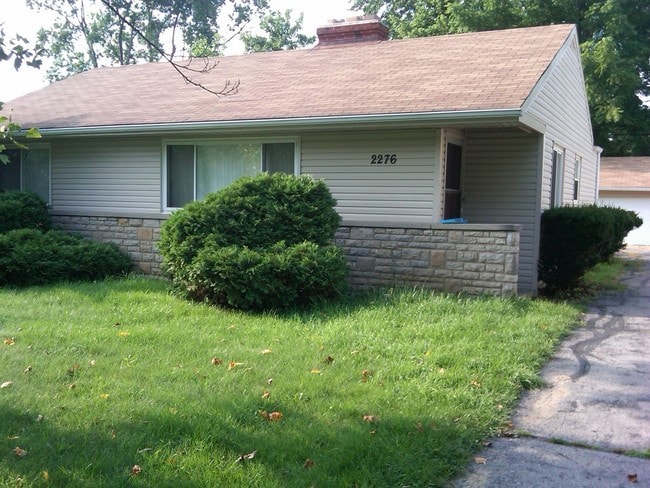 Building Photo - 2276 Shrewsbury Rd
