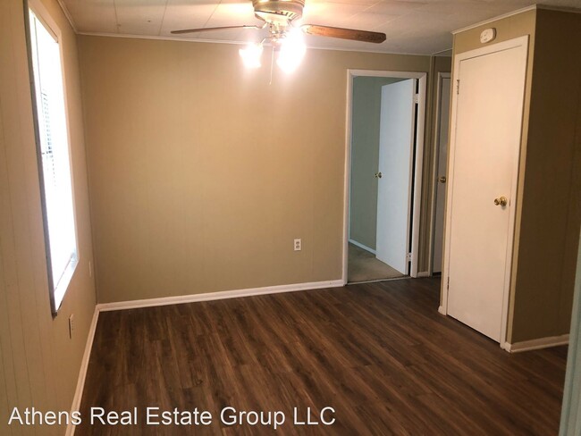 Foto del edificio - 2 br, 1 bath House - 2975 Riverbend Road