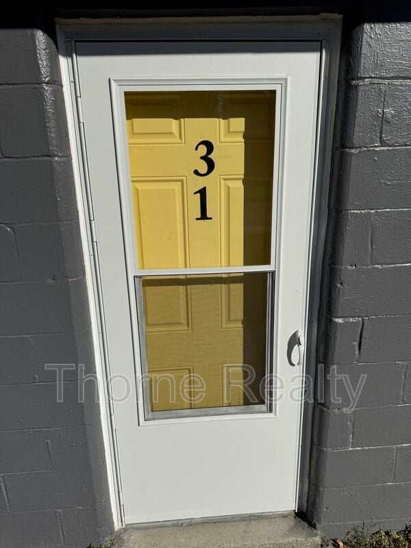 Building Photo - 2501 St Andrew St