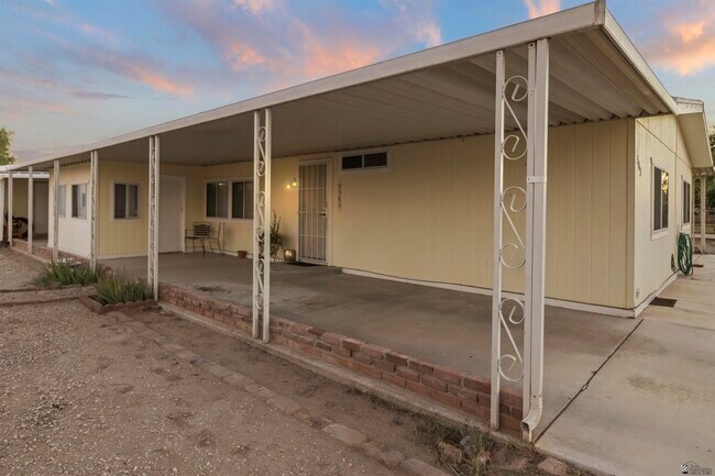 Building Photo - 9383 E Corral St
