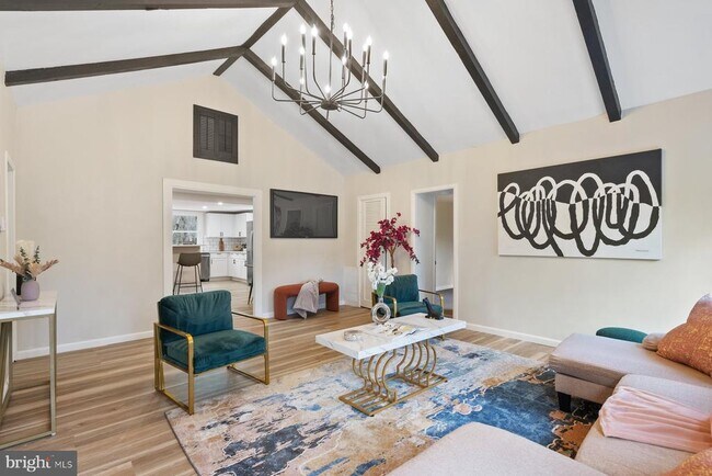 Foto del edificio - 229 Goodwater Ave