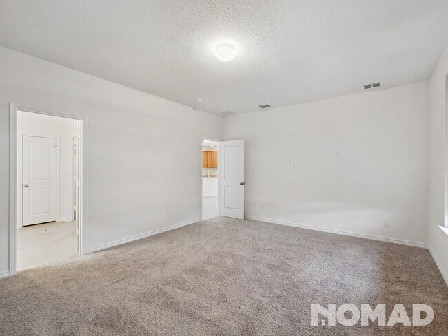 Building Photo - 4 Bedroom Single Family Home in Bulverde