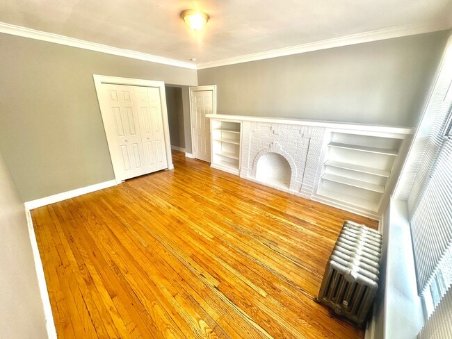 Building Photo - 353 W 120th St