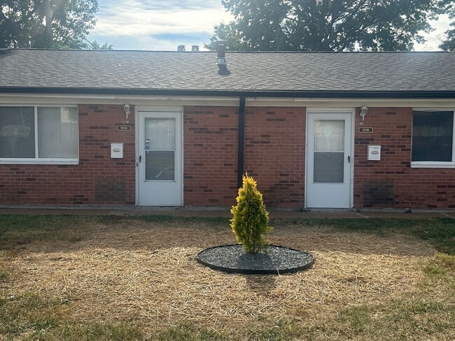 Building Photo - 1574-1574 Leonaire Ct