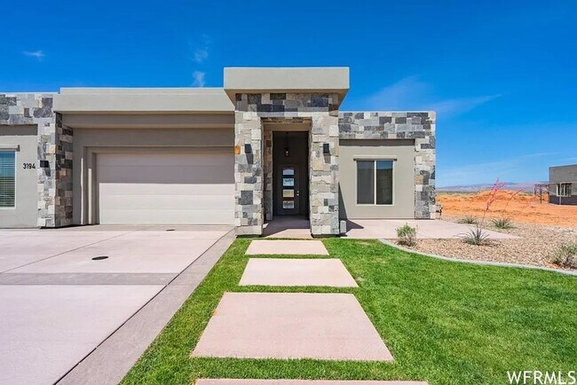Foto del edificio - PETS ALLOWED!  Spacious & Modern 3-Bedroom Home for Rent Near Sand Hollow Reservoir