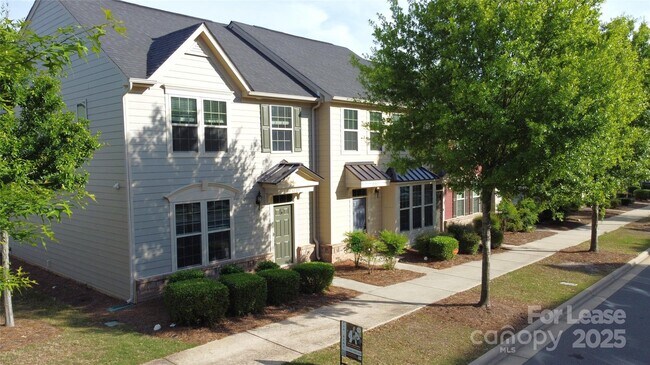Foto del edificio - 3027 Potomac River Pkwy