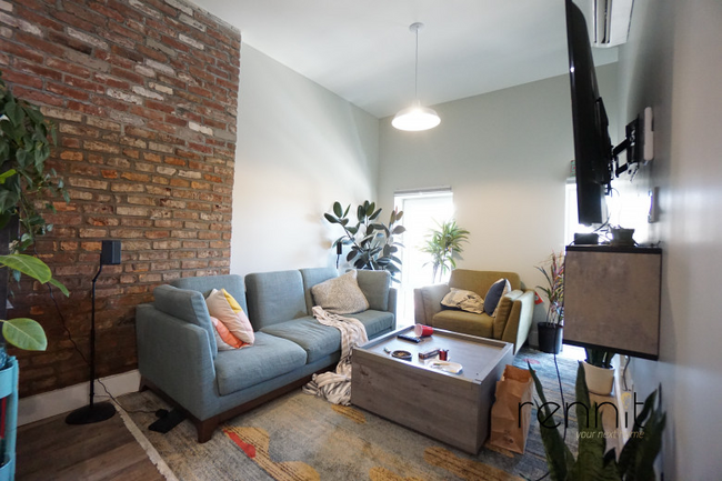 Foto del edificio - 1198 Bedford Ave
