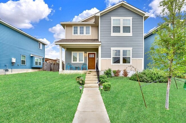 Building Photo - 206 Mossycup Dr