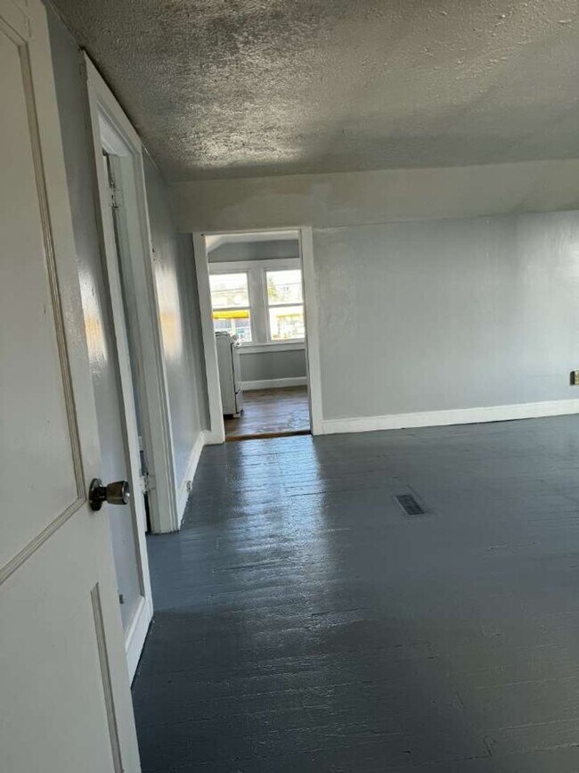 Foto del edificio - 25TH ST