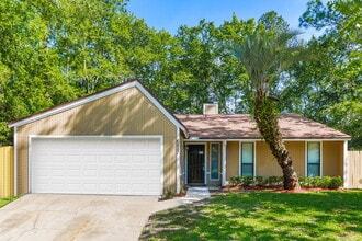 Building Photo - 6847 Coralberry Ln N