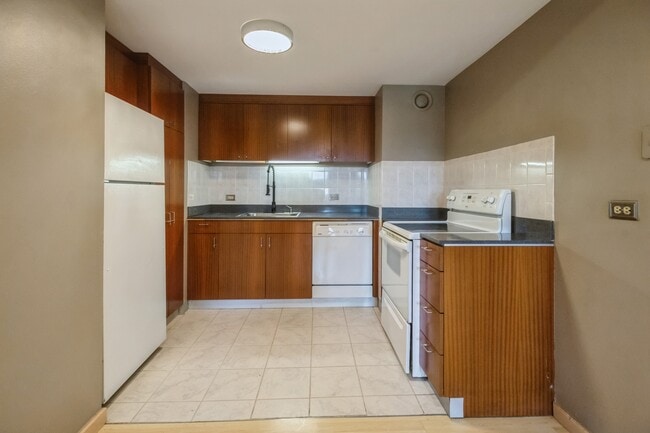 Foto del edificio - 40 E 9th St