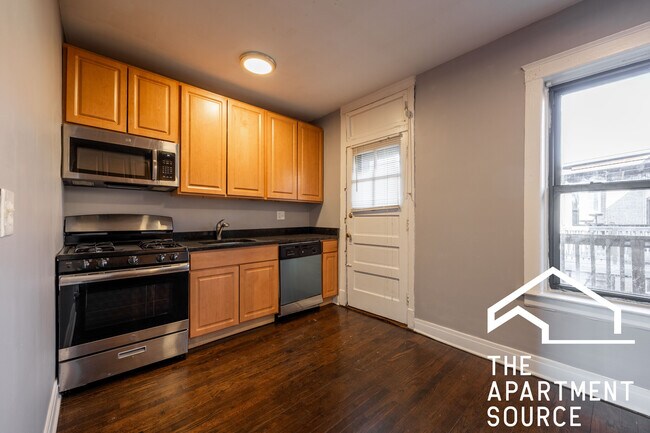 Foto del edificio - 3602 W Sunnyside Ave