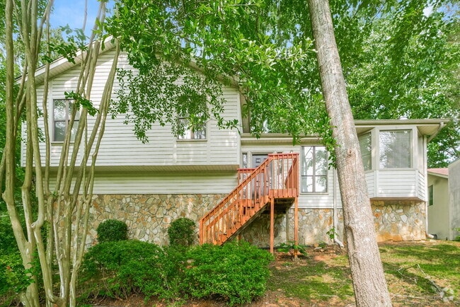 Building Photo - 4690 Balley Shannon Dr