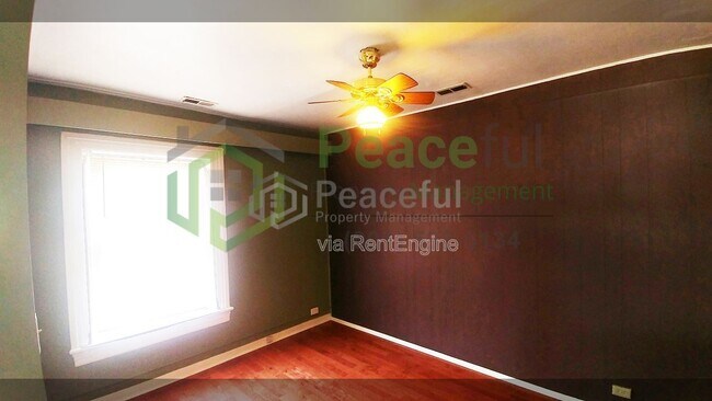 Foto del edificio - 217 D St E