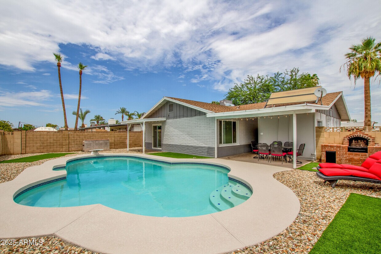 Foto principal - 1411 E Broadmor Dr