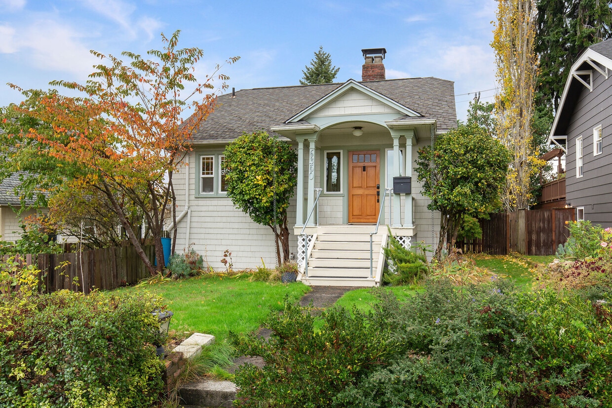 Primary Photo - 6350 37th Ave SW