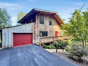 Building Photo - 5709 Vincent Rd