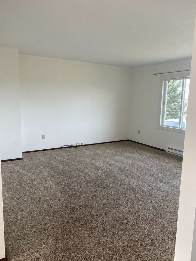 Foto del edificio - Lease Takeover! 3 Bedroom/2 Bathroom Home ...