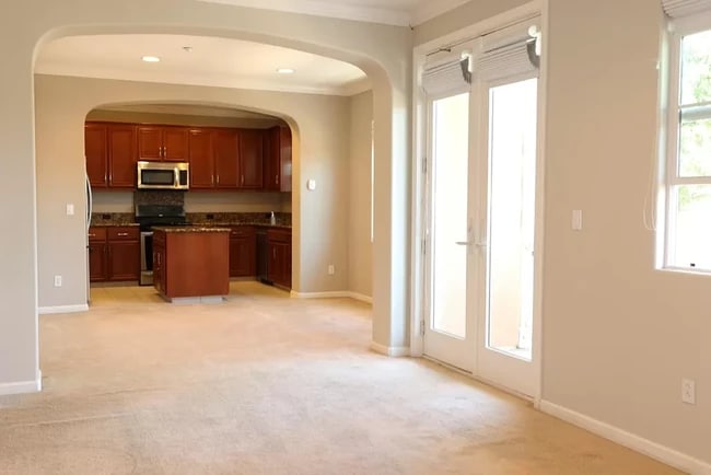 Kitchen and dinning - 7754 Stoneleaf Rd