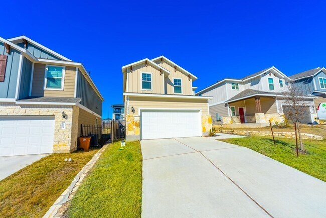 Building Photo - Amazing 3 bed - 2.5 bath home in Manor!