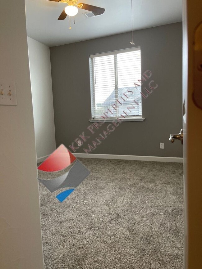 Building Photo - 1737 Ross Ave