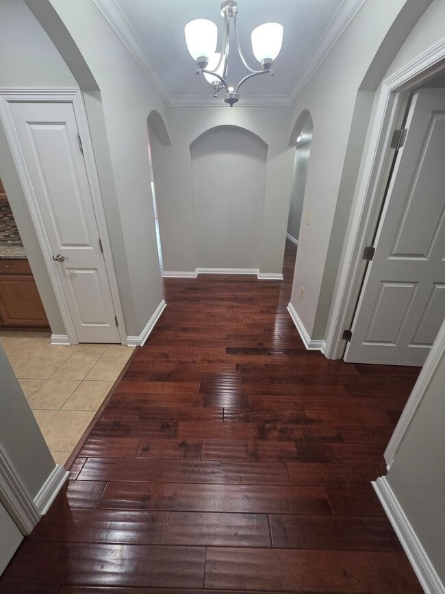 Interior Photo - Pinnacle on Meridian