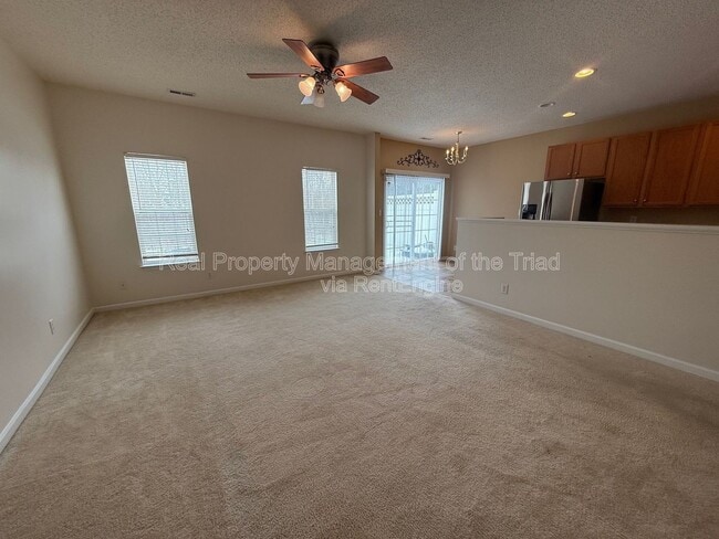 Building Photo - 1246 Glory Vine Rd