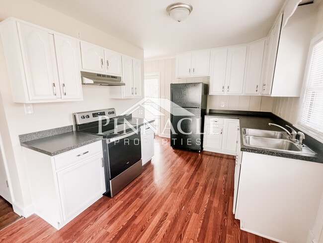 Building Photo - 117 Richeson Dr