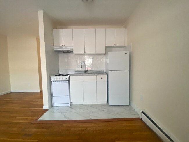 Foto del edificio - One bed on MBTA GL-B @ Packard's Corner