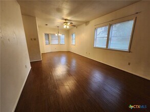 Building Photo - 1274 Hillcrest Dr