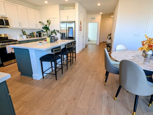 Building Photo - 2133 Verde Ranch Rd