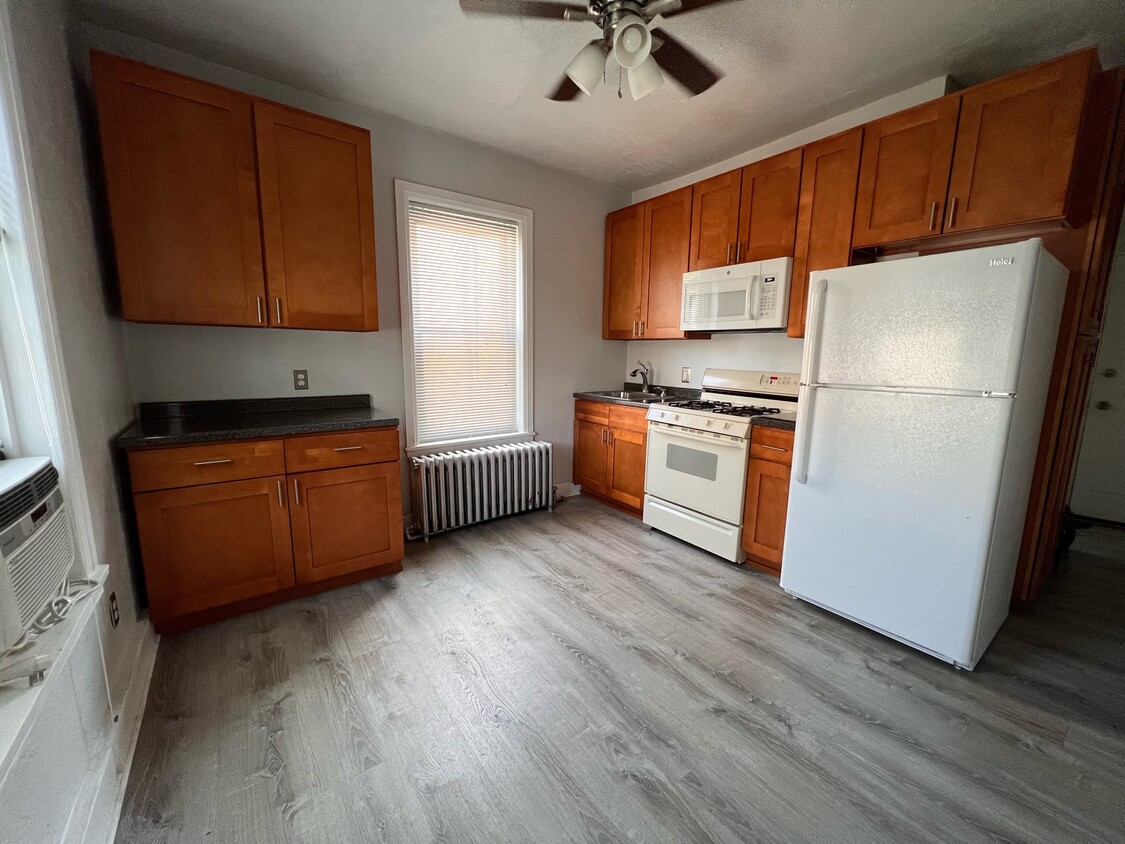 834 N Woodstock St Unit 3, Philadelphia, PA 19130 - Apartments in ...